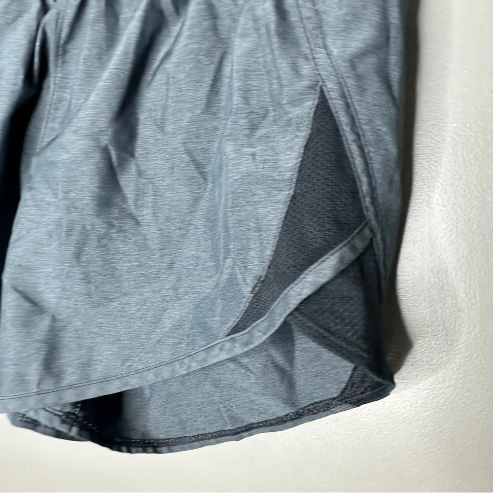 Under Armour loose fit running shorts - Picture 2 of 8